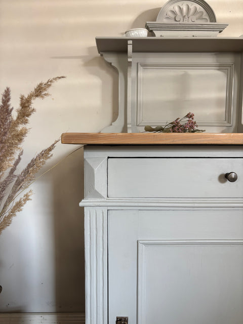 Kleiner alter Schrank - Weingärtners Genusshandwerk