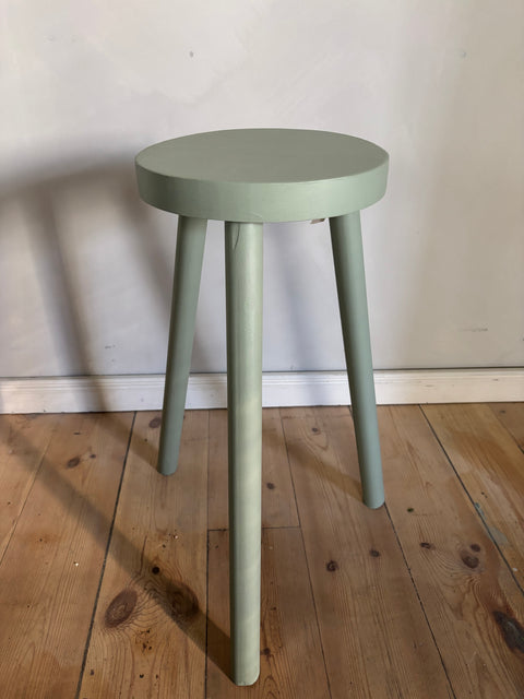 Alter Schemel/Hocker - Weingärtners Genusshandwerk