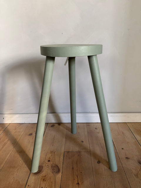 Alter Schemel/Hocker - Weingärtners Genusshandwerk