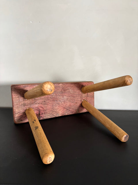 Alter Hocker - Weingärtners Genusshandwerk