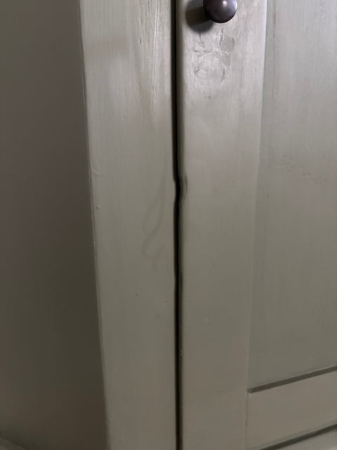 Alter Dänischer Eckschrank | Kreidefarbe Camouflage - Weingärtners Genusshandwerk