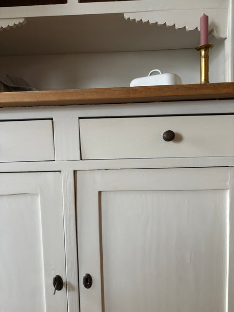 Dänisches Küchenbuffet | Kreidefarbe Chalk White (Weiß) - Weingärtners Genusshandwerk