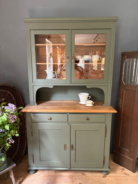 Dänisches Küchenbuffet | Kreidefarbe Camouflage - Weingärtners Genusshandwerk