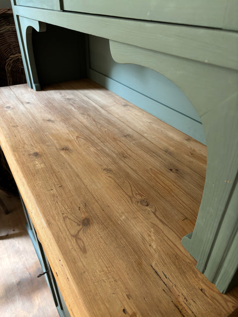 Dänisches Küchenbuffet | Kreidefarbe Camouflage - Weingärtners Genusshandwerk