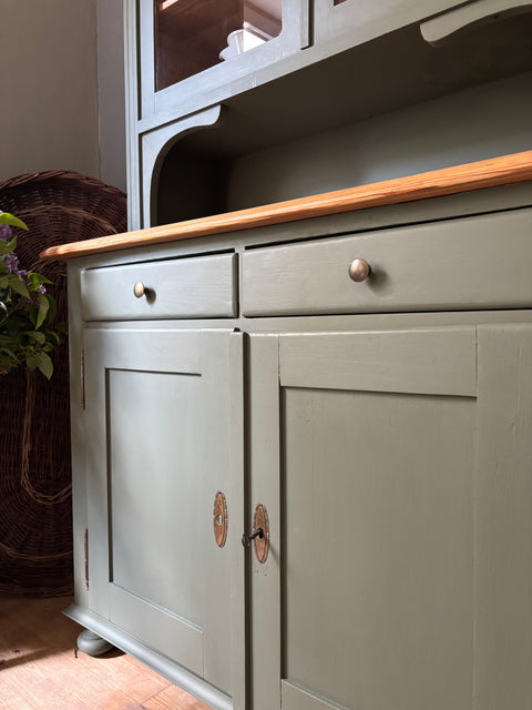 Dänisches Küchenbuffet | Kreidefarbe Camouflage - Weingärtners Genusshandwerk