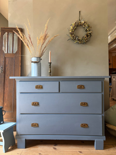 Dänische Kommode | Kreidefarbe Junger Baron (Blau-grau) - Weingärtners Genusshandwerk