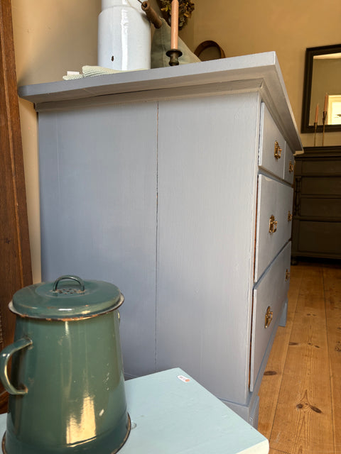 Dänische Kommode | Kreidefarbe Junger Baron (Blau-grau) - Weingärtners Genusshandwerk