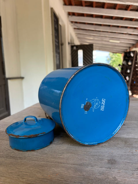 Alte Emaille Milchkanne Babyblau - Weingärtners Genusshandwerk