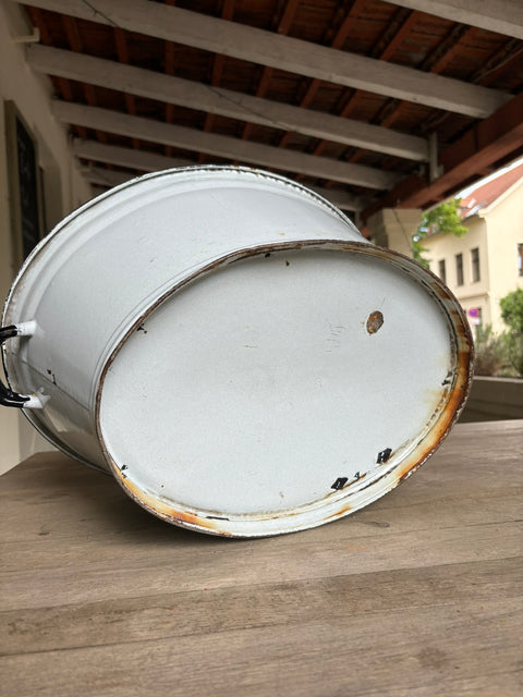 Alte Emaille Wanne Weiß - Weingärtners Genusshandwerk