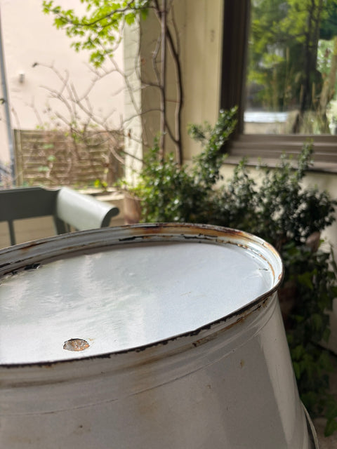 Alte Emaille Wanne Weiß - Weingärtners Genusshandwerk