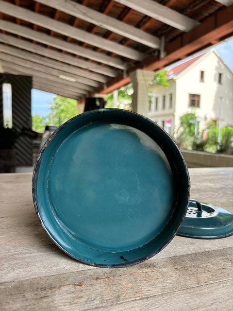 Alte Emaille Milchkanne Blau Grün - Weingärtners Genusshandwerk