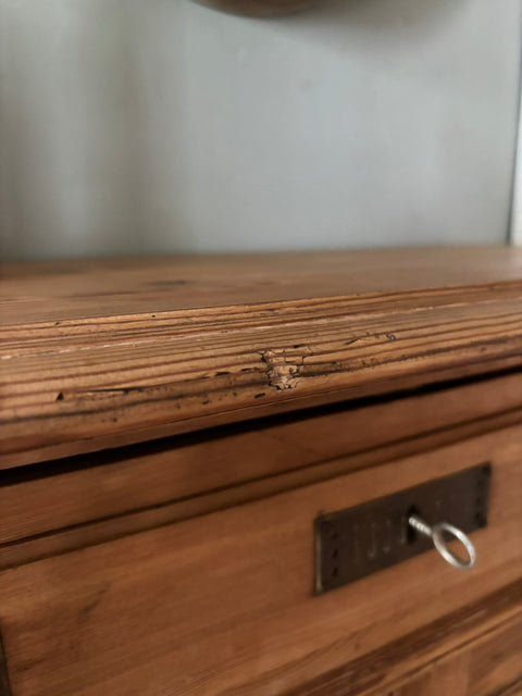 Dänisches antikes Vertiko Kommode Weichholz - Weingärtners Genusshandwerk