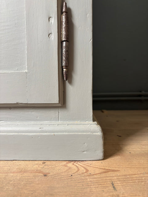 Dänisches Küchenbuffet | Kreidefarbe Scandinavian Green - Weingärtners Genusshandwerk