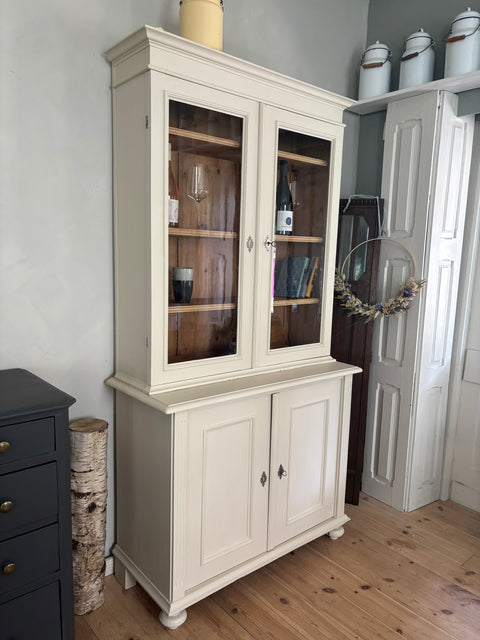 Dänisches Küchenbuffet | Kreidefarbe Humus - Weingärtners Genusshandwerk