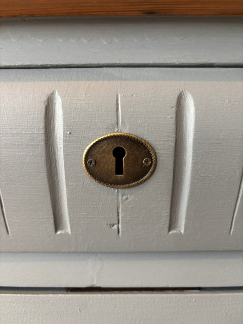 Dänische vintage Kommode | Kreidefarbe Moabit (blaugrau) - Weingärtners Genusshandwerk