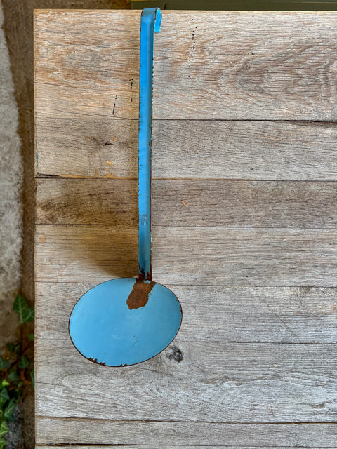Vintage Emaille Schöpfkelle hellblau