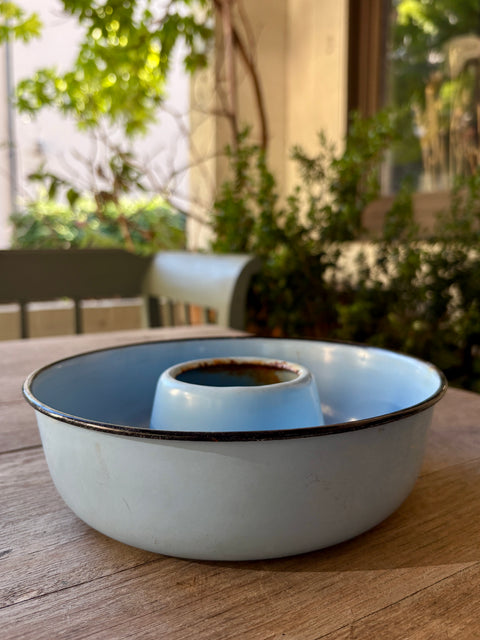 Vintage Emaille Kuchenform in Babyblau Ø: 21 cm