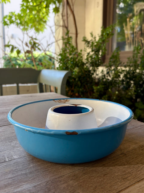 Vintage Emaille Kuchenform in Blau-Weiß Ø: 21,5 cm