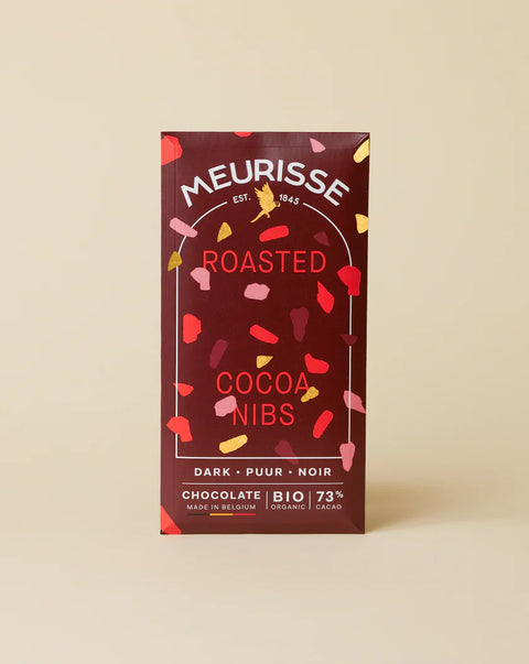 Meurisse dunkle Schokolade mit gerösteten Kakaonibs, Bio & Fairtrade, 100g, zeigt die Schokoladentafel mit Kakaonibs.