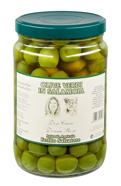 Große grüne italienische Oliven mit Stein in Salzlake, Feinkost von Ferlito Salvatore, 580g Packung, appetitliches Produkt.