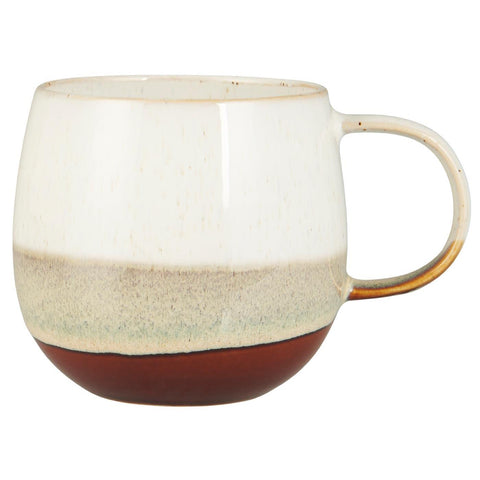 Braune Ib Laursen Agneta Tasse aus der Küche und Tisch Kollektion, detailreiche Keramiktasse mit traditionellem Design.