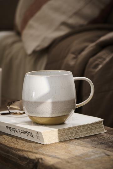 Ib Laursen Agneta Tasse aus Keramik für Küche und Tisch, weiß mit elegantem Design und handgefertigter Optik.