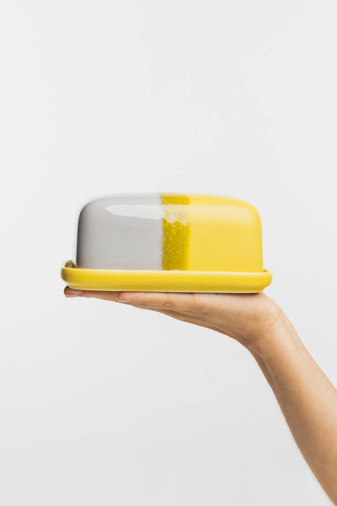 Butterdose aus Steinzeug von Tranquillo mit reaktiver Glasur, industrielles Design, praktische Aufbewahrung für Butter.