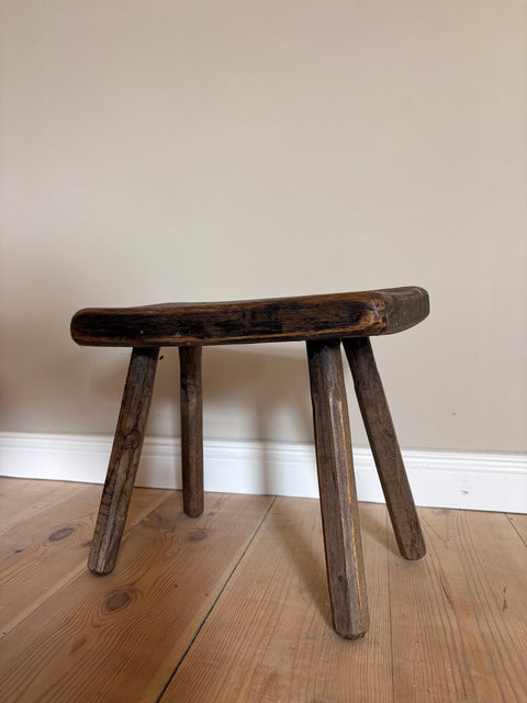 Antiker Hocker / Schemel #6 | Weichholz Vintage | rotbraune Patina