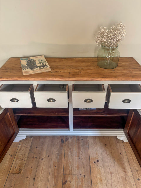 Landhaus-Sideboard / Kommode | Kreidefarbe Sandy Grey | Paint of Walinoon