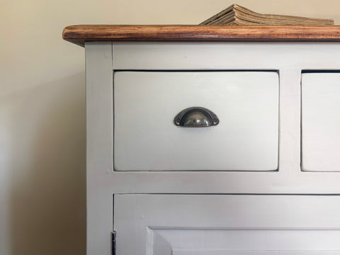Landhaus-Sideboard / Kommode | Kreidefarbe Sandy Grey | Paint of Walinoon