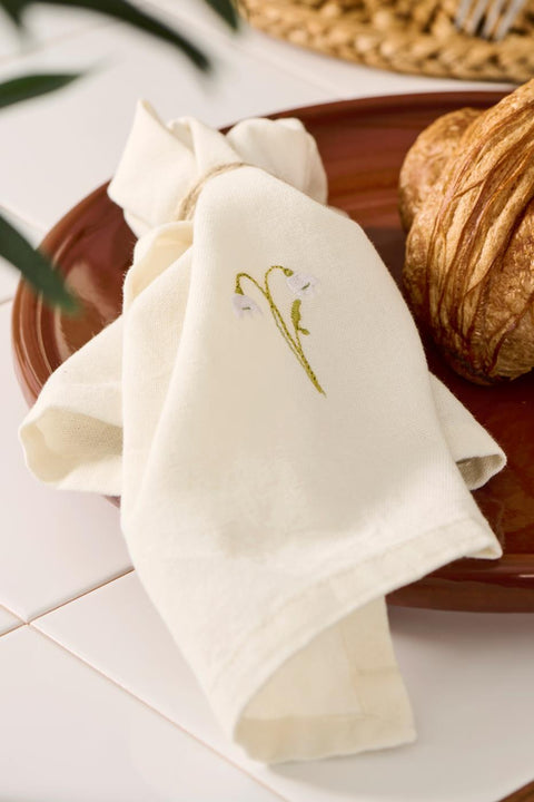 Ib Laursen Stoffserviette Flora mit Schneeglöckchen butter cream