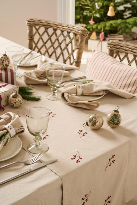 Ib Laursen Tischläufer Tradition mit Winterbeerzweigen 160x30cm