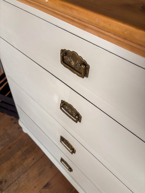 Vintage Weichholz Kommode | Kreidefarbe Lake Whisper Green (grün-weiß) - Weingärtners Genusshandwerk