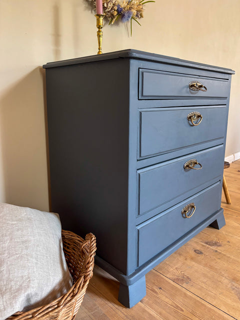 Kleine Vintage Kommode | Kreidefarbe Smoke (dunkelblau/grau)