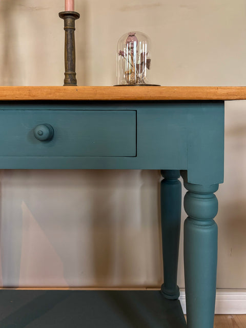 Kleiner Vintage Konsolentisch | Lagoon Kreidefarbe | Paint of Walinoon