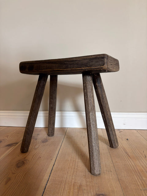 Antiker Hocker / Schemel #4 | Weichholz Vintage | graue Patina