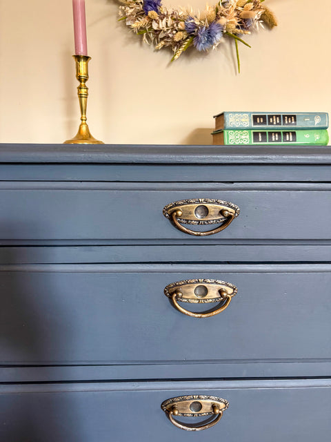 Kleine Vintage Kommode | Kreidefarbe Smoke (dunkelblau/grau)