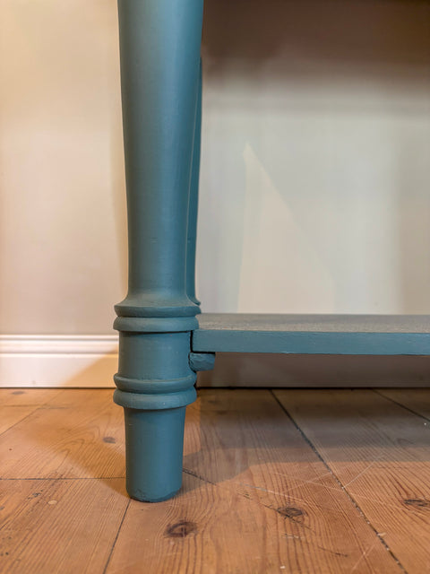 Kleiner Vintage Konsolentisch | Lagoon Kreidefarbe | Paint of Walinoon
