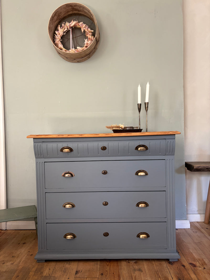 Dänische vintage Kommode | Kreidefarbe Moabit (blaugrau) - Weingärtners Genusshandwerk