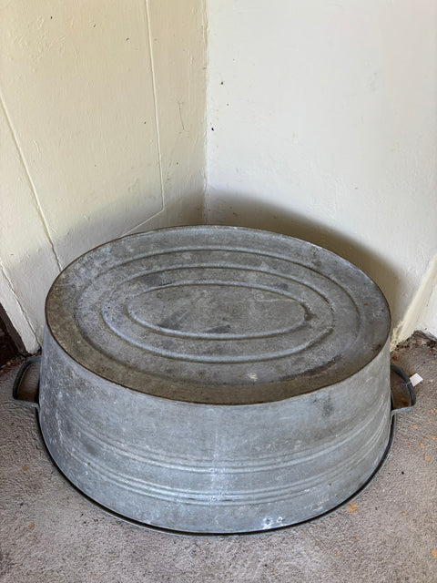 Alte Zinkwanne (63x90x30cm)
