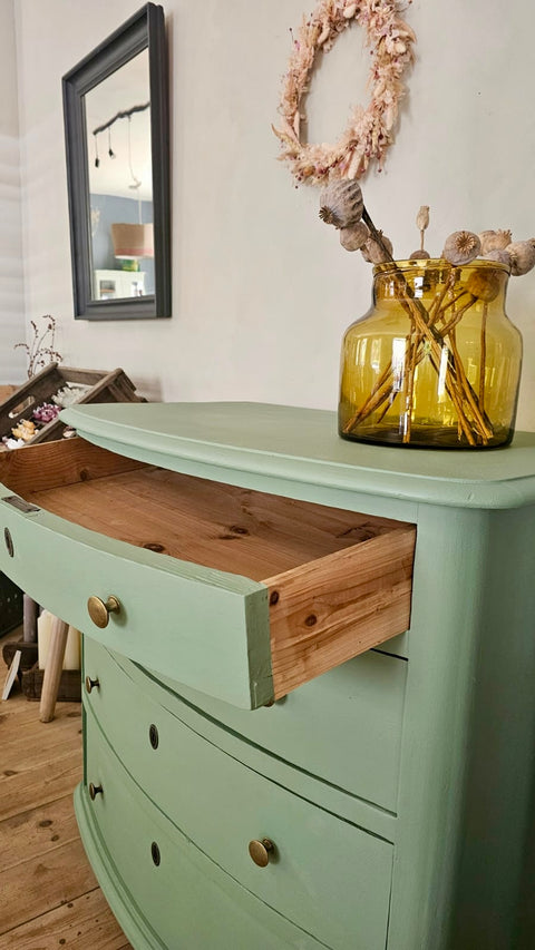 Dänische Vintage Kommode | Kreidefarbe Ginkgo (grün)