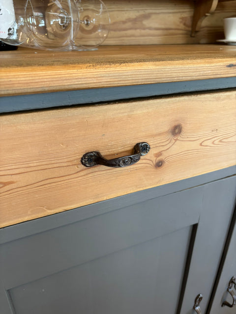 Dänisches großes vintage Küchenbuffet | Kreidefarbe Pepper (grau)
