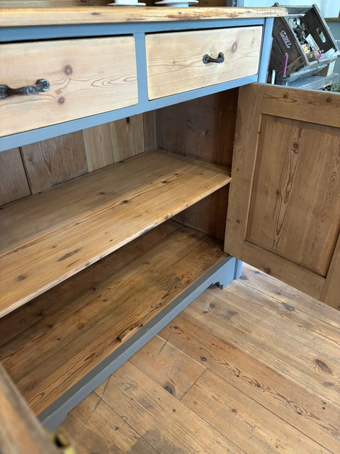 Dänisches großes vintage Küchenbuffet | Kreidefarbe Pepper (grau)