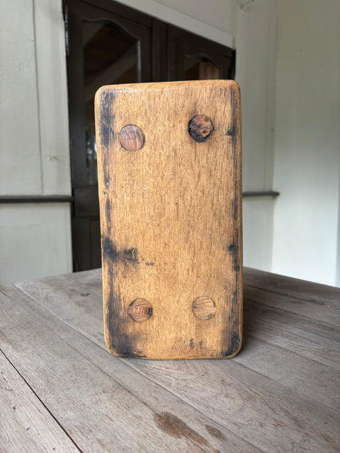Vintage-Holzschemel – naturbelassenes Einzelstück
