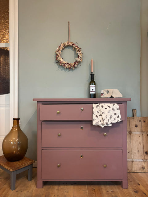 Dänische Vintage Kommode | Kreidefarbe Scarlet Dust (rostbraun)