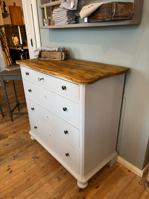 Antike Vintage Kommode | Kreidefarbe Cape Cod Grey (hellgrau)