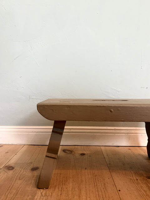 Vintage-Holzschemel/Hocker – Drab (grün-braun)