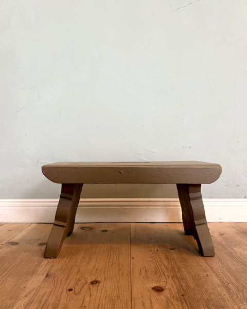 Vintage-Holzschemel/Hocker – Drab (grün-braun)