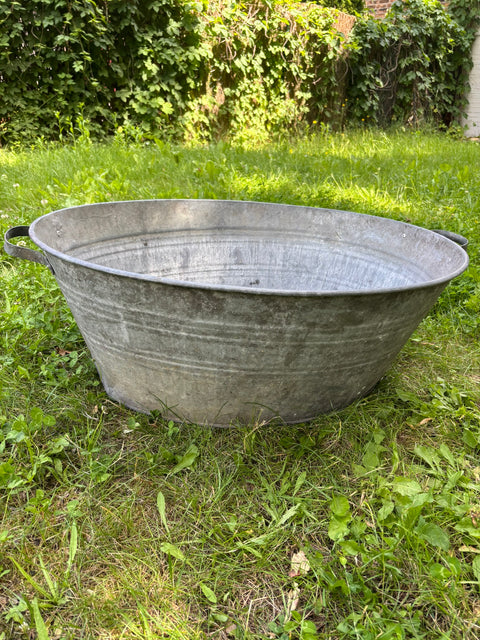Alte Zinkwanne #2 (80×62×31 cm)