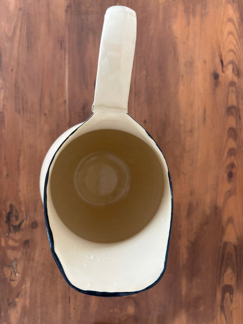 Vintage Emaille Kanne Creme (27 × 21 cm)